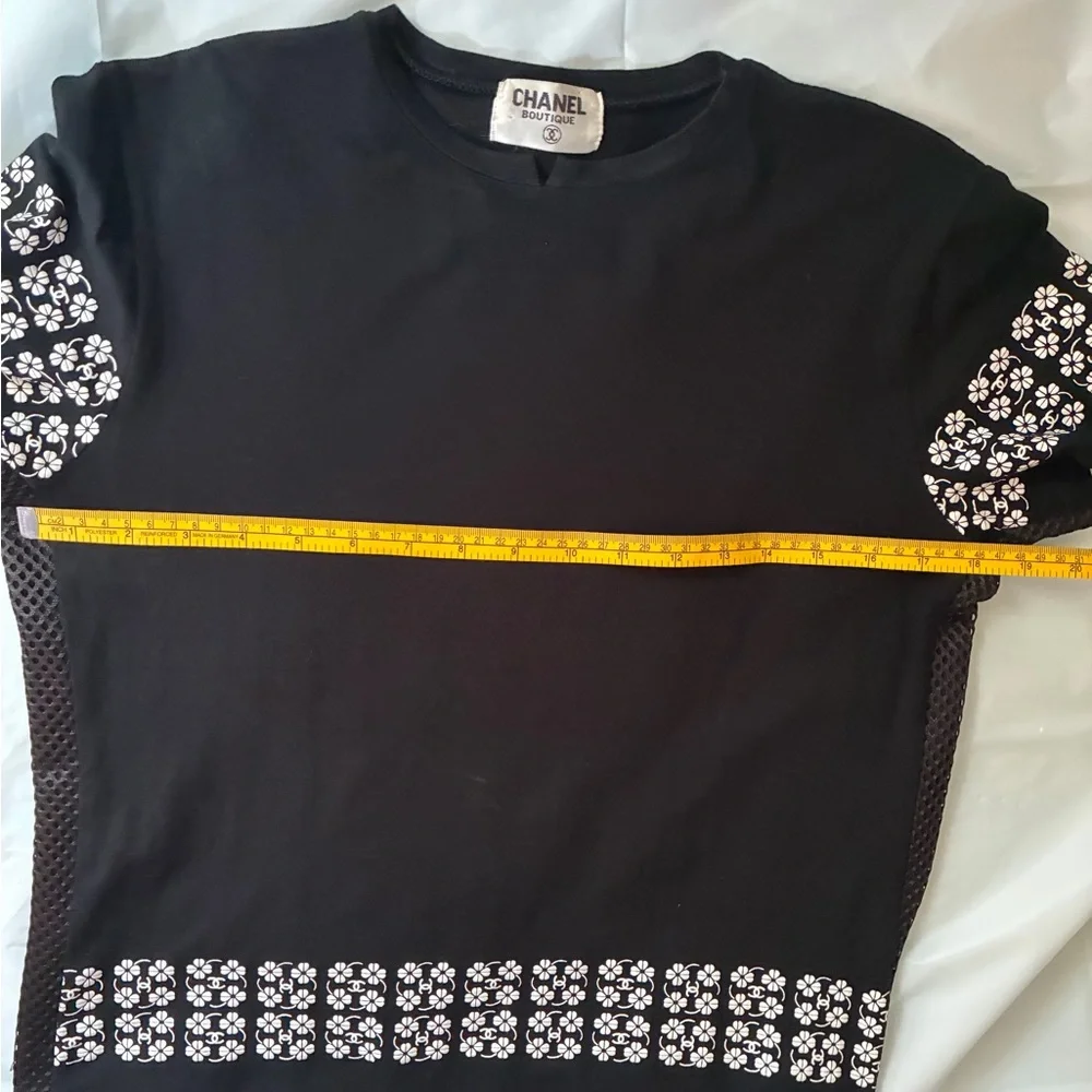 Vintage CHANEL Boutique Mesh Panel T-Shirt